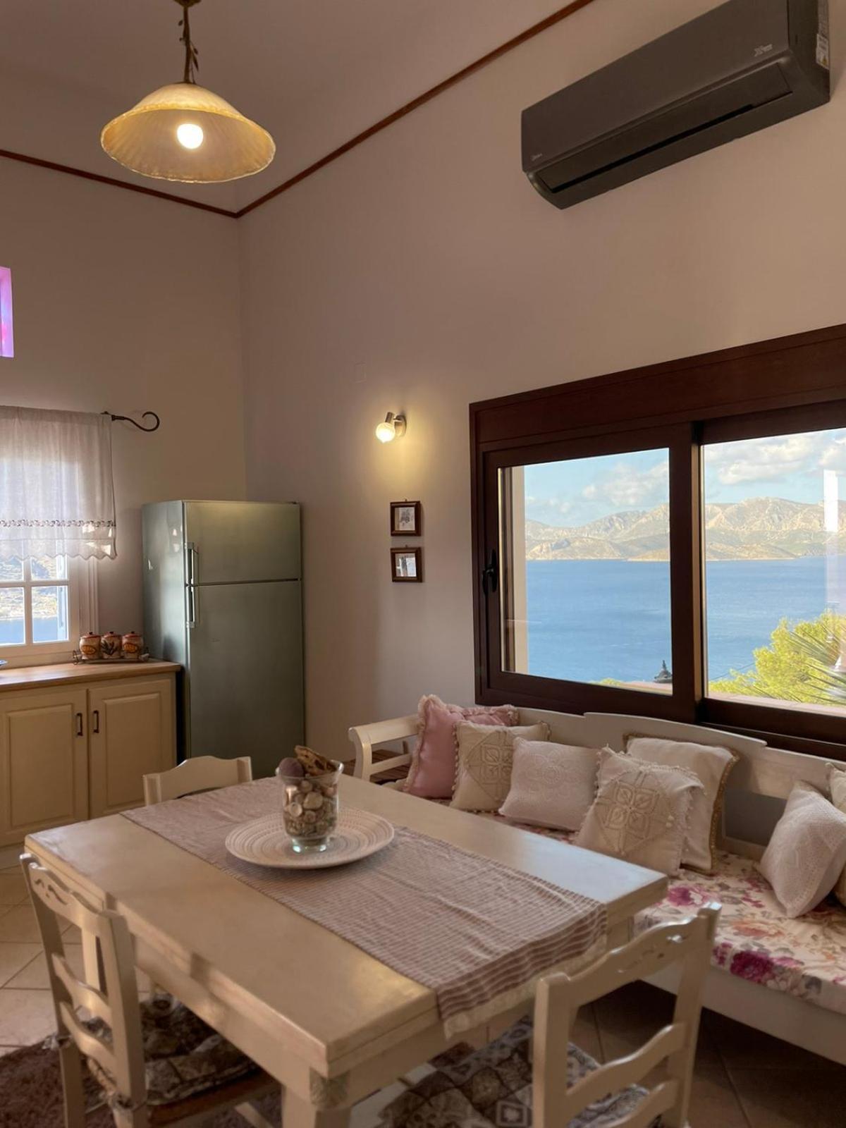 Villa Next To The Sea!! Миртеа Экстерьер фото