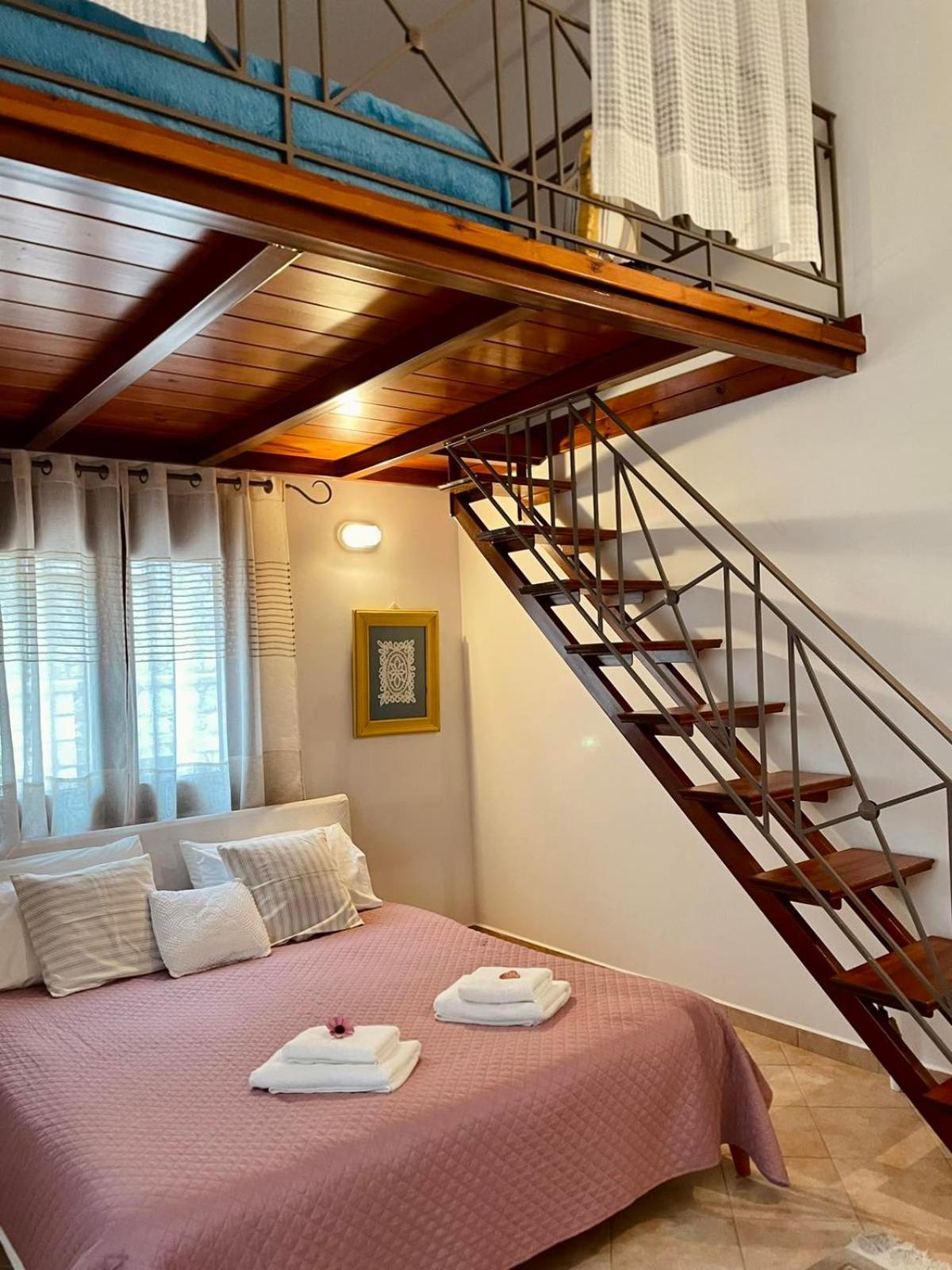 Villa Next To The Sea!! Миртеа Экстерьер фото